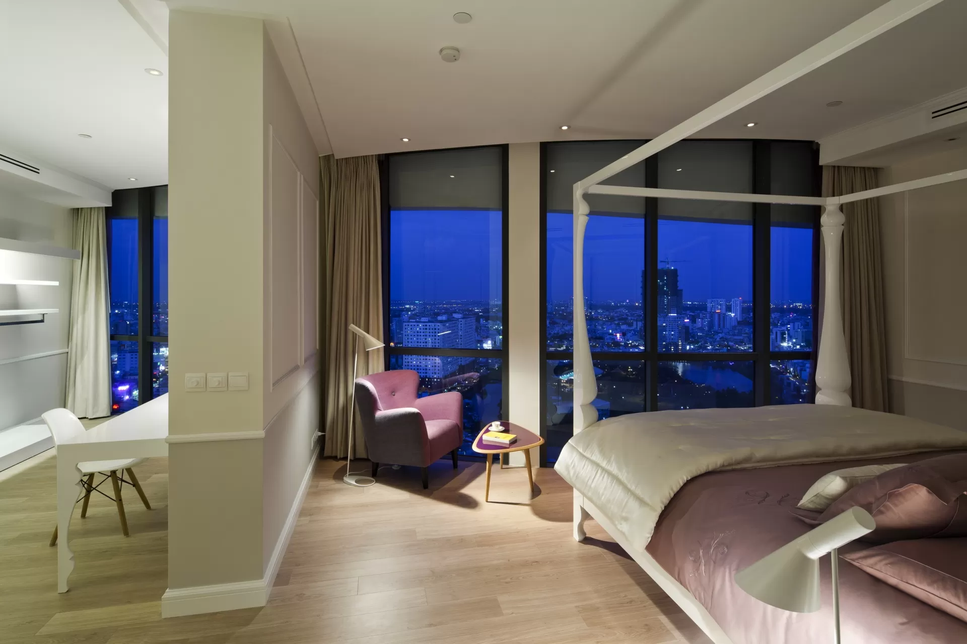 Bán Biệt thự song lập 136m2 đẹp nhất dự án, đối diện CV 2.5ha