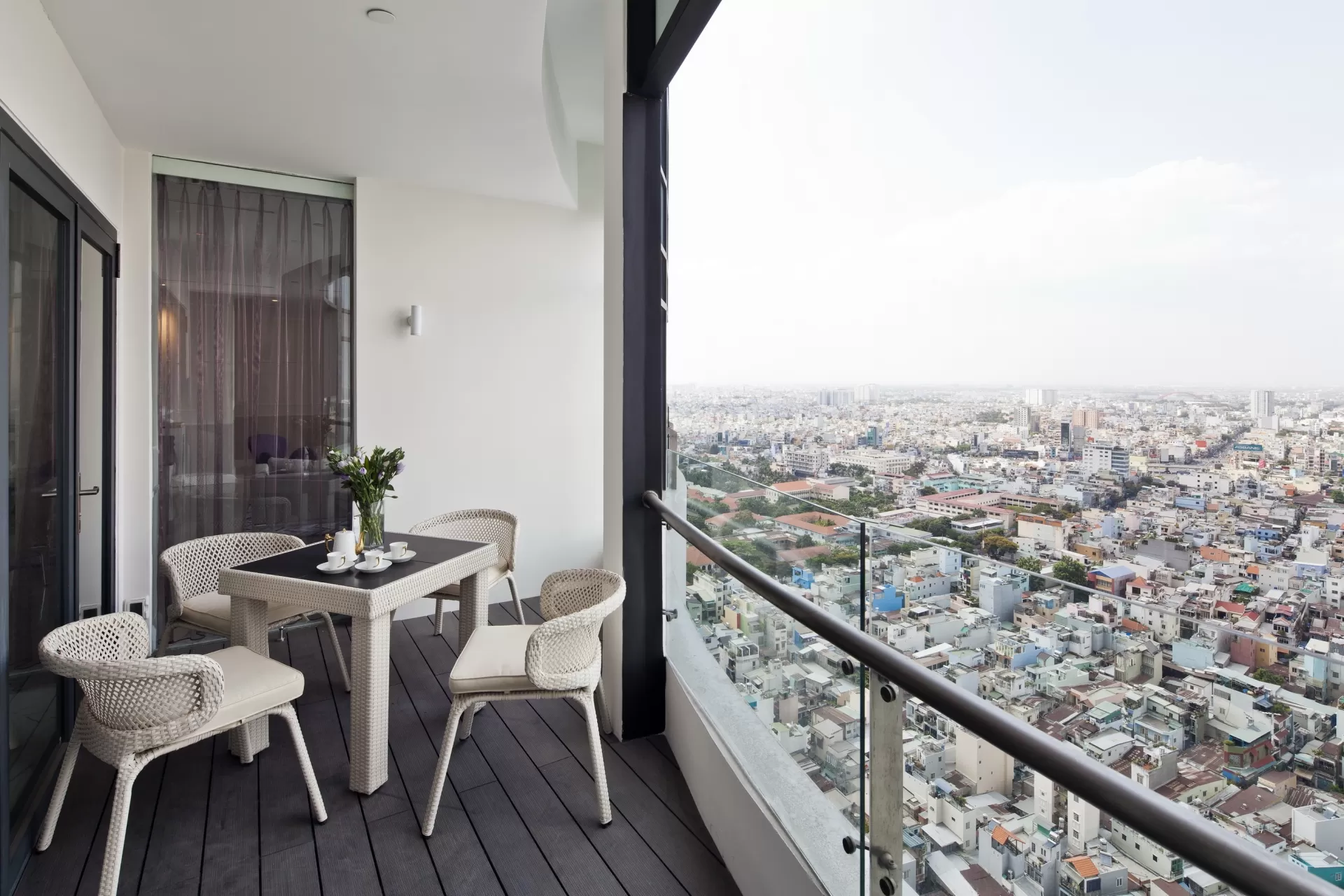 Bán Biệt thự song lập 136m2 đẹp nhất dự án, đối diện CV 2.5ha